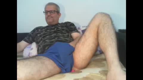 Snapshot of eyes12 chatting on 19, 9, 2025 GEORGE online show from 19, 9, 2025