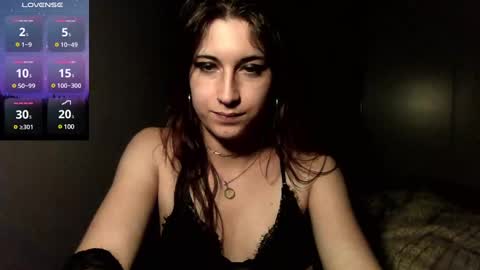 ezmeralda_casimir online show from 16, 1, 2025