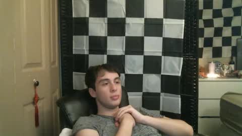 Ezra Naamah online show from 14, 1, 2025