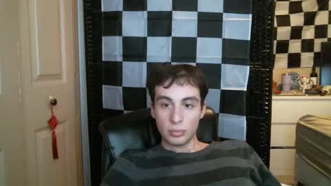 Ezra Naamah online show from 21, 1, 2025