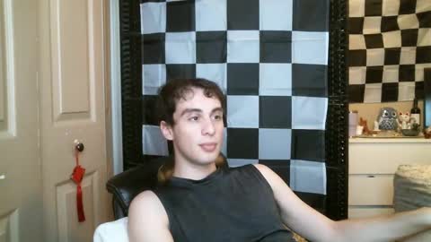 Ezra Naamah online show from 13, 2, 2025