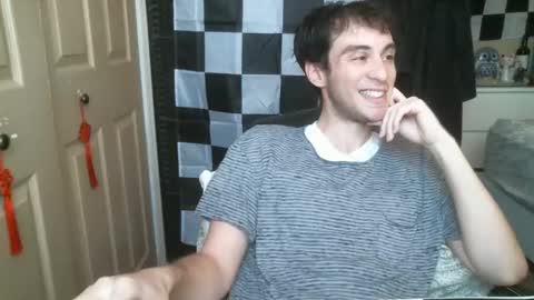 Ezra Naamah online show from 21, 2, 2025