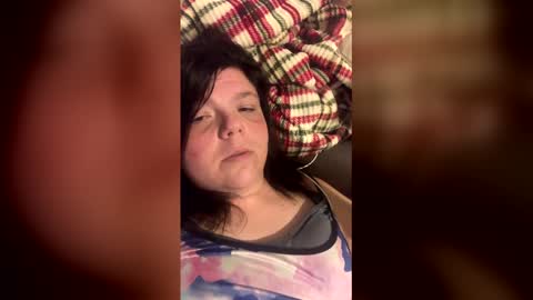 ezzelle online show from 8, 1, 2026