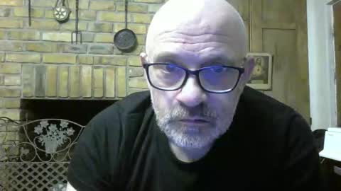 Snapshot of f1zzeek chatting on 5, 2, 2026 f1zzeek online show from 5, 2, 2026