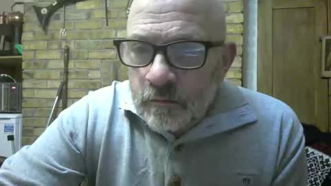 Snapshot of f1zzeek chatting on 17, 2, 2026 f1zzeek online show from 17, 2, 2026