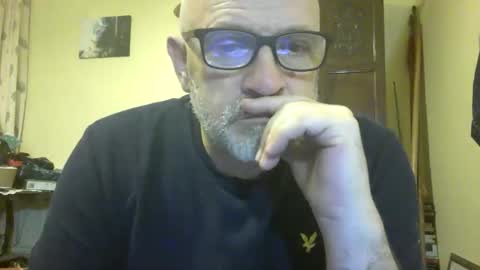 f1zzeek online show from 7, 4, 2026