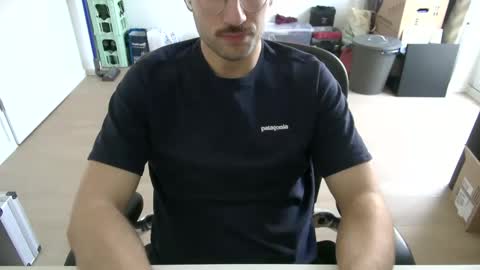 Call me bitch online show from 21, 11, 2025