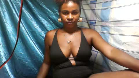 Fabriola9794 online show from 19, 3, 2026