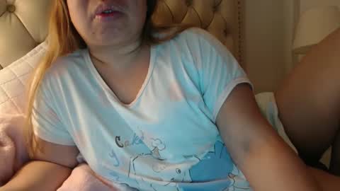 Snapshot of facecum01 chatting on 14, 4, 2026 facecum01 online show from 14, 4, 2026