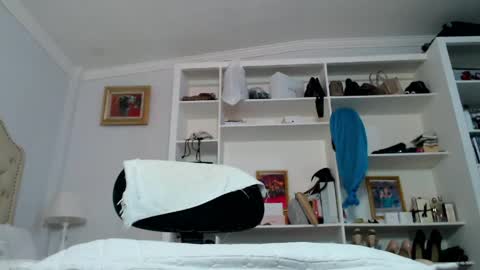 facecum01 online show from 2, 5, 2026