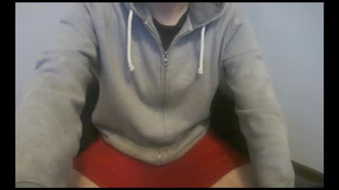 Snapshot of facelessescape chatting on 12, 11, 2025 FacelessEscape online show from 12, 11, 2025