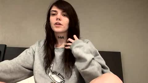 Faerie 3 online show from 5, 12, 2025