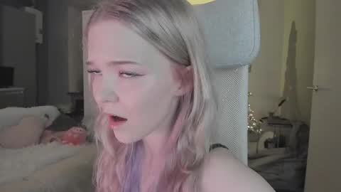 fairy_casey online show from 14, 2, 2025