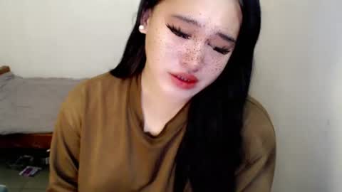 Snapshot of fairy_cuddle chatting on 24, 6, 2026 call me shanaia online show from 24, 6, 2026