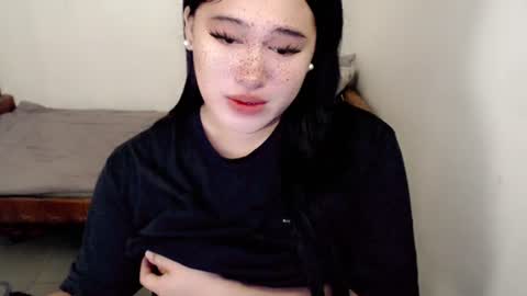 Snapshot of fairy_cuddle chatting on 27, 6, 2026 call me shanaia online show from 27, 6, 2026