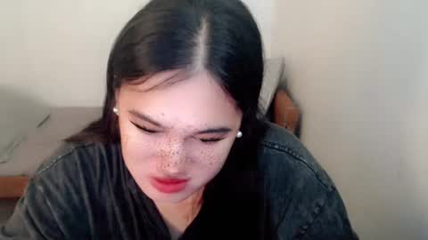 Snapshot of fairy_cuddle chatting on 1, 7, 2026 call me shanaia online show from 1, 7, 2026