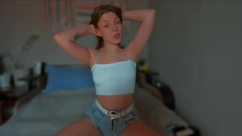 Snapshot of fairy_lele chatting on 18, 2, 2025 fairy_lele online show from 18, 2, 2025