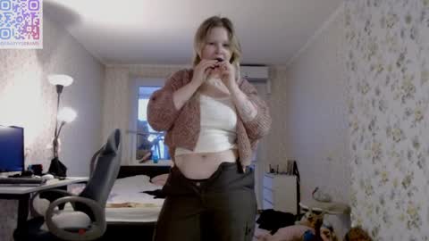 Arisha online show from 10, 2, 2025