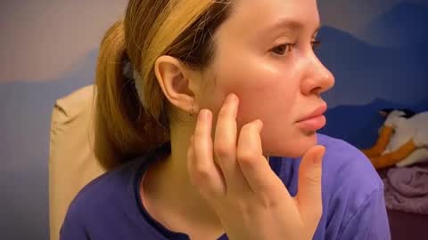 Ilona online show from 29, 9, 2025