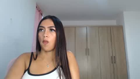 Snapshot of fairylatin chatting on 30, 1, 2025 fairylatin online show from 30, 1, 2025
