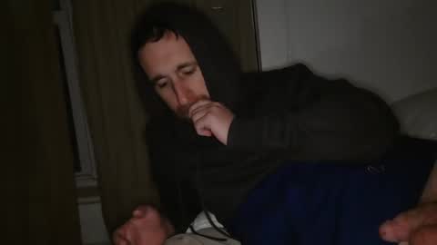 Snapshot of falcn2001 chatting on 9, 2, 2025 falcn2001 online show from 9, 2, 2025