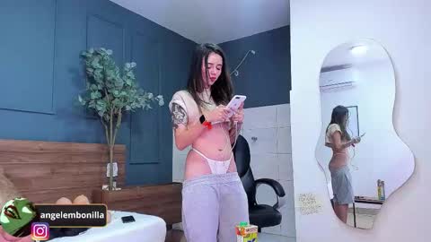 Megan    630  1330 -5 online show from 27, 9, 2025