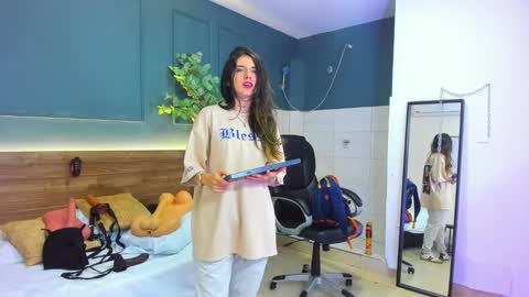 Megan    630  1330 -5 online show from 14, 1, 2026