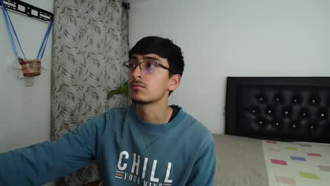 FallGays online show from 19, 10, 2025