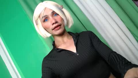 Snapshot of familystroke_twinny8 chatting on 17, 5, 2026 Alexandra x Alexandro online show from 17, 5, 2026