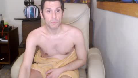 Snapshot of fanfriction chatting on 18, 3, 2026 Fan Friction online show from 18, 3, 2026