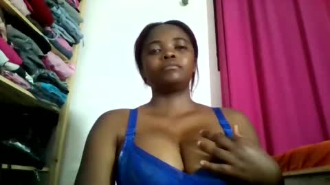 Snapshot of fanie06 chatting on 18, 3, 2026 fanie06 online show from 18, 3, 2026