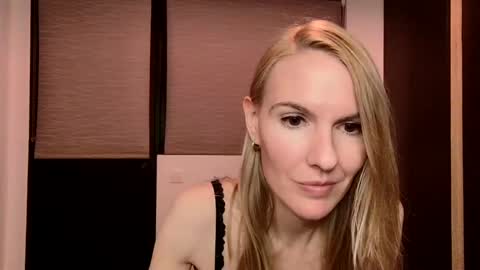 Fanny online show from 31, 12, 2024