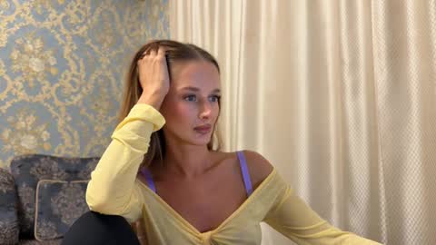 Snapshot of fantasy_moonlight chatting on 29, 9, 2025 fantasy_moonlight online show from 29, 9, 2025