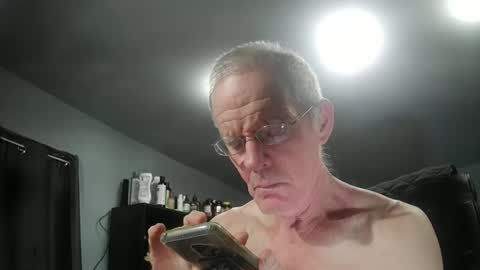 Snapshot of fantasyresort chatting on 27, 10, 2025 fantasyresort online show from 27, 10, 2025