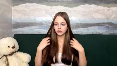 Anna Scovich online show from 27, 10, 2025