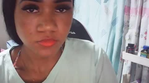 Snapshot of farianna_hot chatting on 18, 5, 2026 farianna_hot online show from 18, 5, 2026
