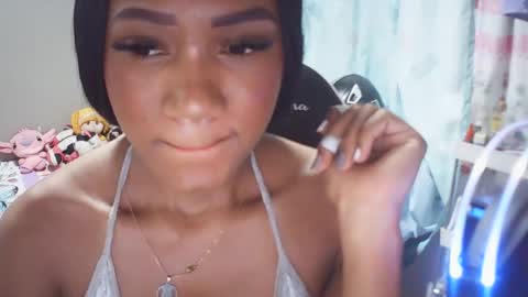 Snapshot of farianna_hot chatting on 27, 5, 2026 farianna_hot online show from 27, 5, 2026