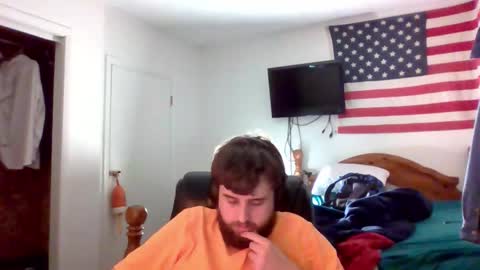 Snapshot of farmboy2398 chatting on 17, 12, 2025 farmboy2398 online show from 17, 12, 2025