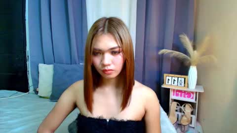 Snapshot of farrah_marie chatting on 11, 11, 2025 Farrah Zarake online show from 11, 11, 2025