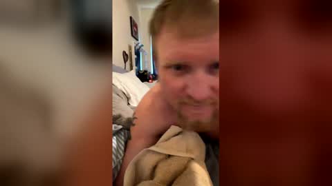 Snapshot of farrishdonovan2 chatting on 30, 3, 2026 farrishdonovan2 online show from 30, 3, 2026