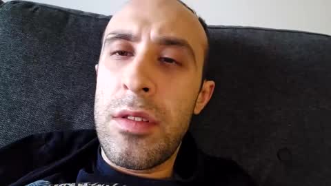 Snapshot of farzadjaghi chatting on 28, 10, 2025 farzadjaghi online show from 28, 10, 2025