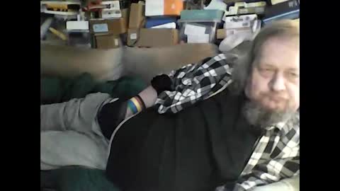 Snapshot of fasteddysex chatting on 12, 12, 2024 HoneyCumJuice4U online show from 12, 12, 2024