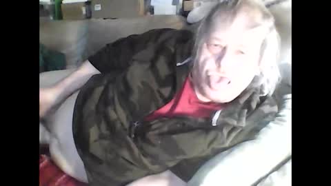 Snapshot of fasteddysex chatting on 10, 3, 2025 HoneyCumJuice4U online show from 10, 3, 2025