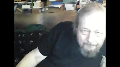 Snapshot of fasteddysex chatting on 10, 9, 2025 HoneyCumJuice4U online show from 10, 9, 2025