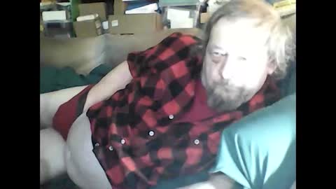 Snapshot of fasteddysex chatting on 25, 10, 2025 HoneyCumJuice4U online show from 25, 10, 2025