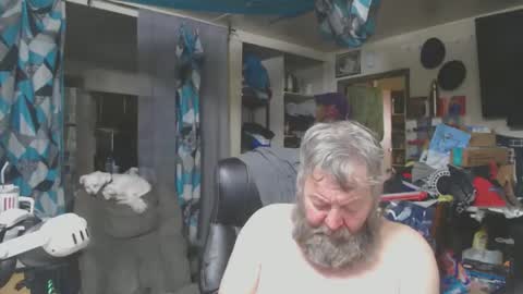 Snapshot of fatman01 chatting on 30, 10, 2025 Fatman01 online show from 30, 10, 2025