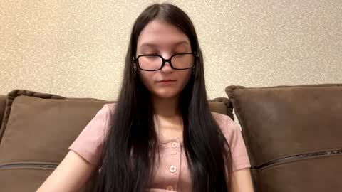 Aurora 18yo online show from 24, 3, 2026