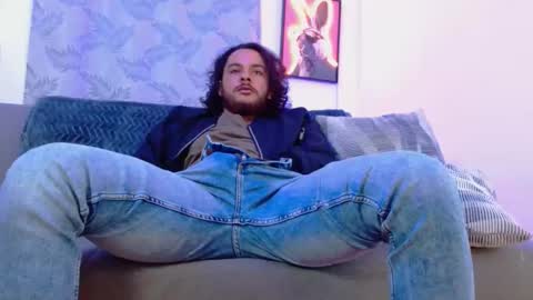 Snapshot of favid95 chatting on 11, 10, 2025 favid95 online show from 11, 10, 2025