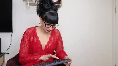 Snapshot of favorite_angel chatting on 18, 2, 2026 favorite_angel online show from 18, 2, 2026