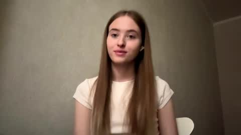 Snapshot of fawnfuzz chatting on 13, 5, 2026 Sofia online show from 13, 5, 2026